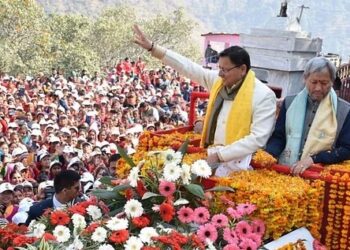 चमोली में मुख्यमंत्री ने किया जोरदार रोड शो, नंदा-गौरा महोत्सव में हुए शामिल.