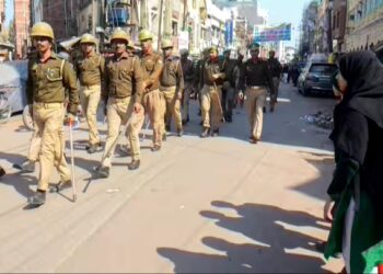 हल्द्वानी के बाहरी इलाकों से हटा कर्फ्यू, बनभूलपुरा में ढील नहीं, परीक्षाएं स्थगित