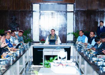 आगामी चारधाम यात्रा को लेकर सीएम धामी की बैठक, अधिकारियों को दिए जरुरी दिशा-निर्देश