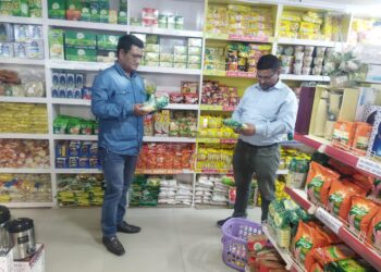 नवरात्रि में मिलावटी खाद्य पदार्थों पर सख्ती, 147 प्रतिष्ठानों पर मारा छापा